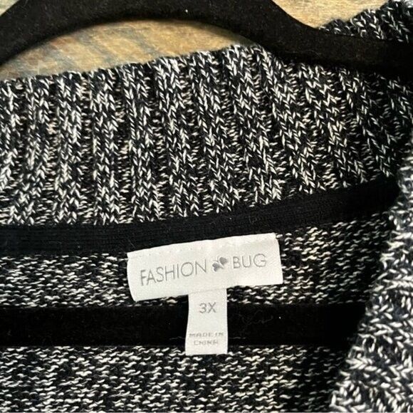 Fashion Bug Gray Marled Knit V Neck Sweater Size 3X - Picture 7 of 8